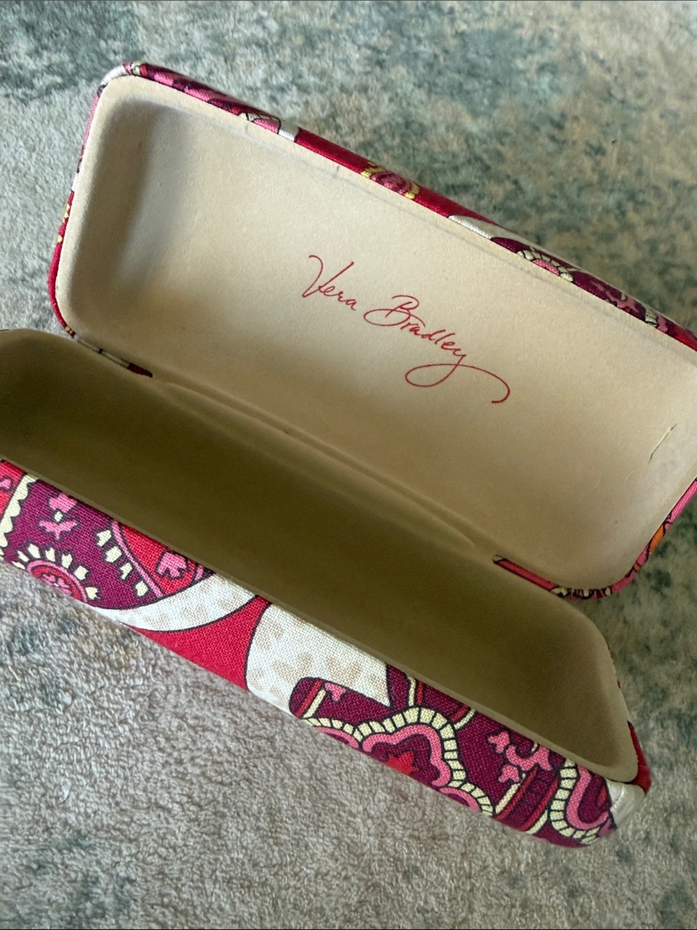 Vera Bradley Rare Retired RosyPosies Wayfarer Sunglasses, Pink Paisley Case - Picture 4 of 7